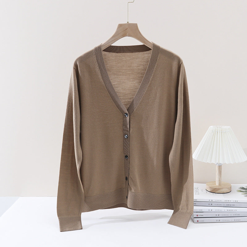 Damen Feiner V‑Ausschnitt-Cardigan aus leichtem Feinstrick mit Knopfleiste Echo Archiv