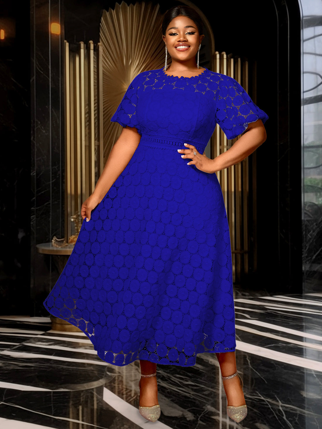Damen Midi-Kleid mit eleganter Spitzenapplikation und Puffärmeln – Élara