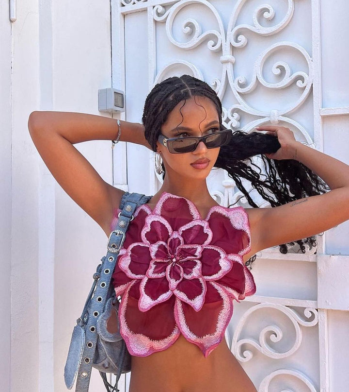 Damen Blüten-Crop-Top mit 3D floralen Applikationen und transparentem Stoff Echo Archiv