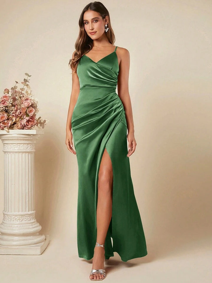 Damen Elegantes Wickelkleid mit hoher Beinschlitze und schmalen Trägern Echo Archiv