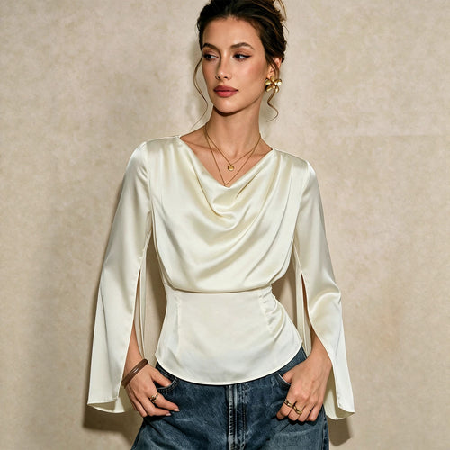 Damen elegante Satinbluse mit Wasserfallausschnitt, taillierter Silhouette und langen Ärmelschlitzen – Élovi