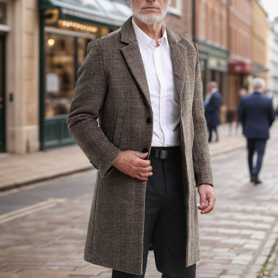 Herren eleganter Wollmantel im modernen Karodesign Echoarchiv