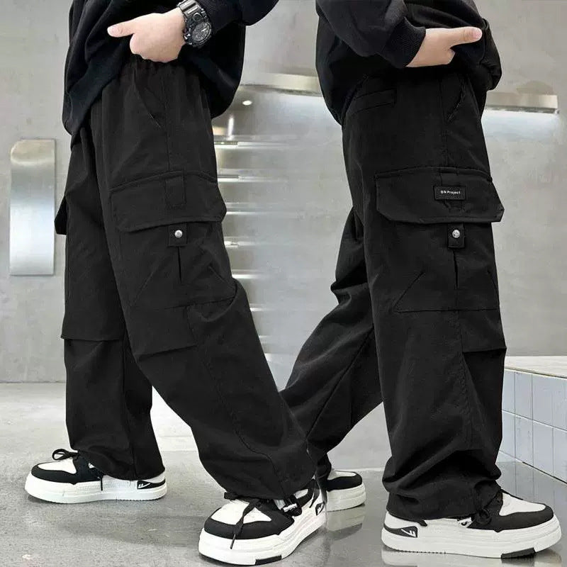 Unisex weite Cargo-Hose mit praktischen Taschen Echo Archiv
