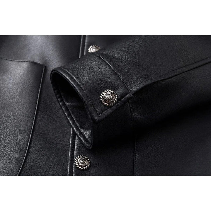 Herren Minimalistische Kunstleder-Überhemdjacke mit feiner Narbung, Metallknöpfen & geradem Schnitt Echoarchiv