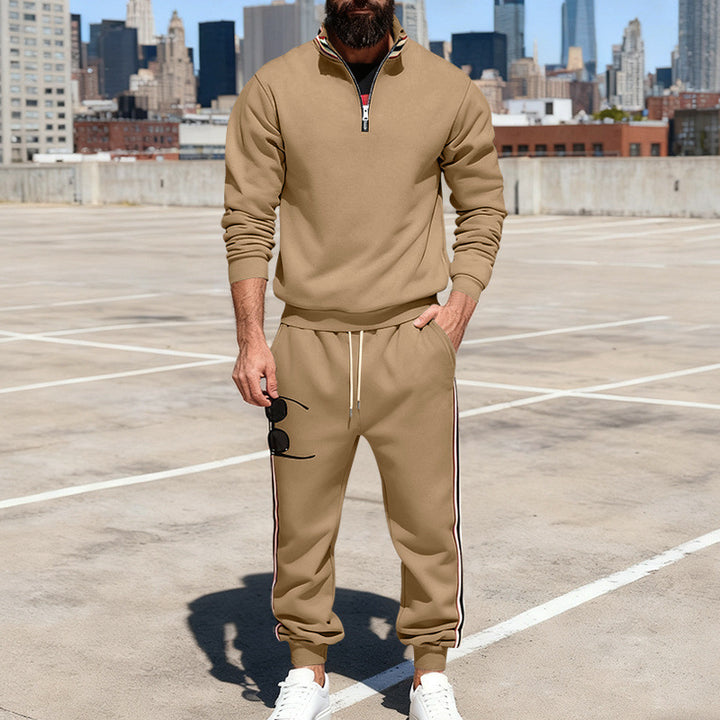 Herren nan stylisches Jogginganzug-Set mit Halbzip, gestreiften Seitenstreifen und konischer Joggerhose Echo Archiv