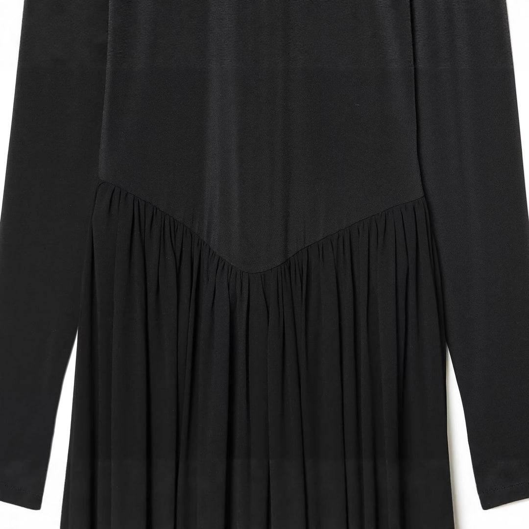 Damen Jumpsuit mit Stehkragen, weitem Plissee-Hosenbein und Knöchel-Bindebändern Echoarchiv