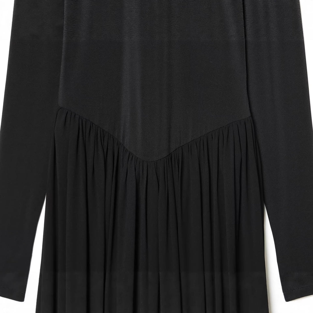 Damen Jumpsuit mit Stehkragen, weitem Plissee-Hosenbein und Knöchel-Bindebändern Echoarchiv