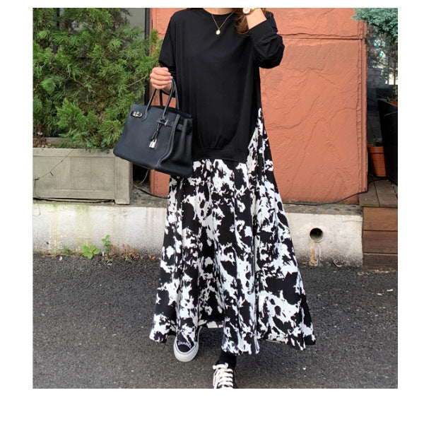 Damen nan lässiges Lagenkleid mit Sweatshirtoberteil und bedrucktem Midirock Echo Archiv