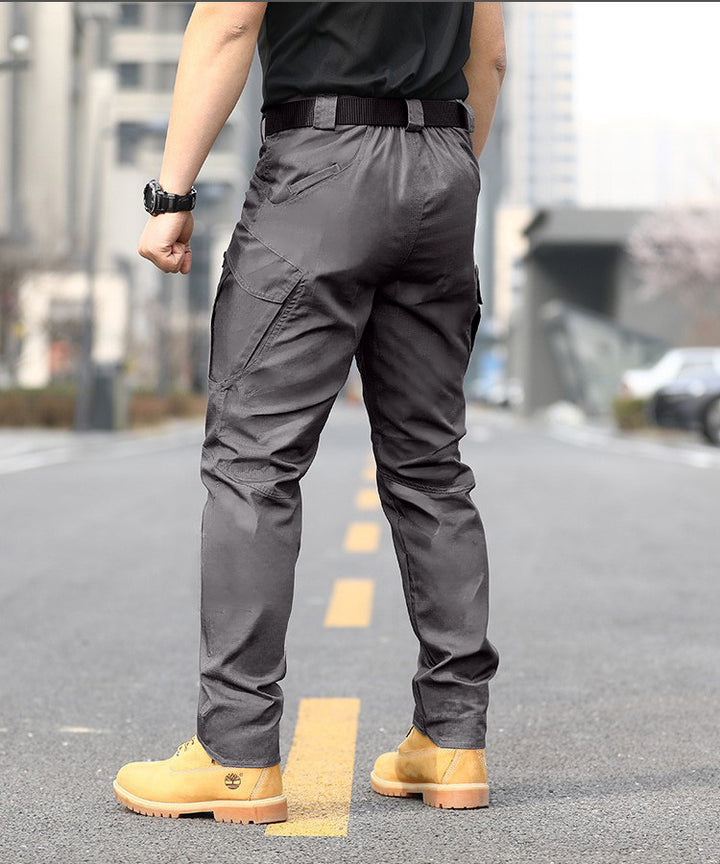 Herren Cargo-Hose mit verstellbarem Bund und tiefen Seitentaschen Echoarchiv