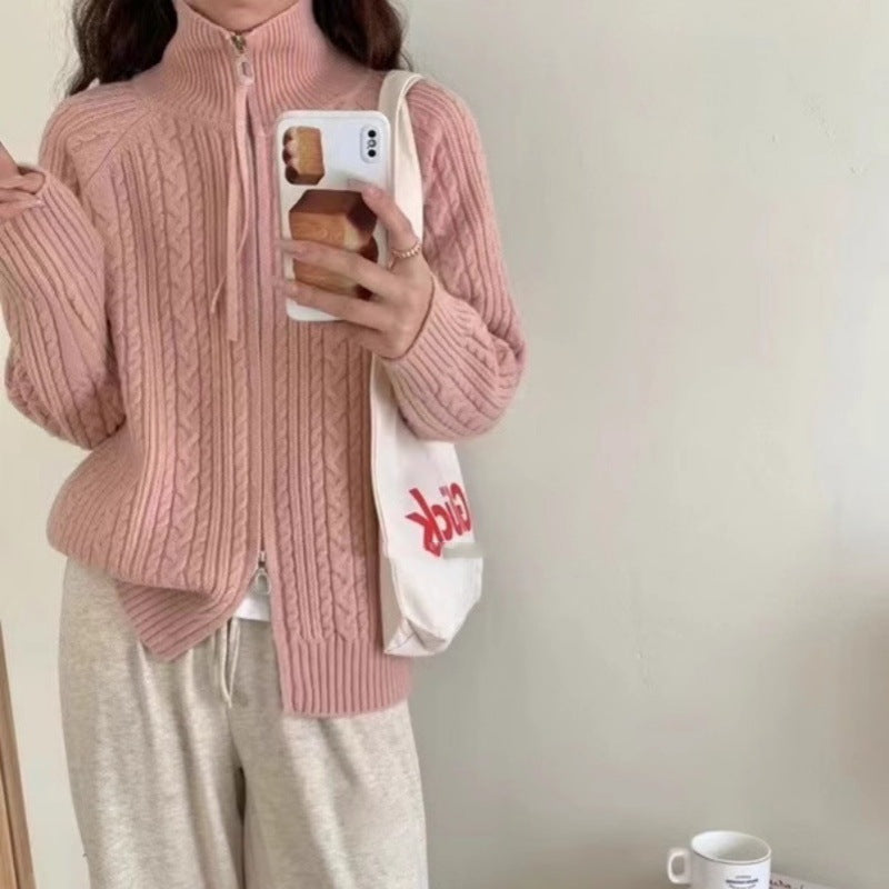 Damen Kastiger Zopfstrick‑Cardigan mit Zweiwege‑Reißverschluss, Stehkragen und breitem Rippsaum Echoarchiv