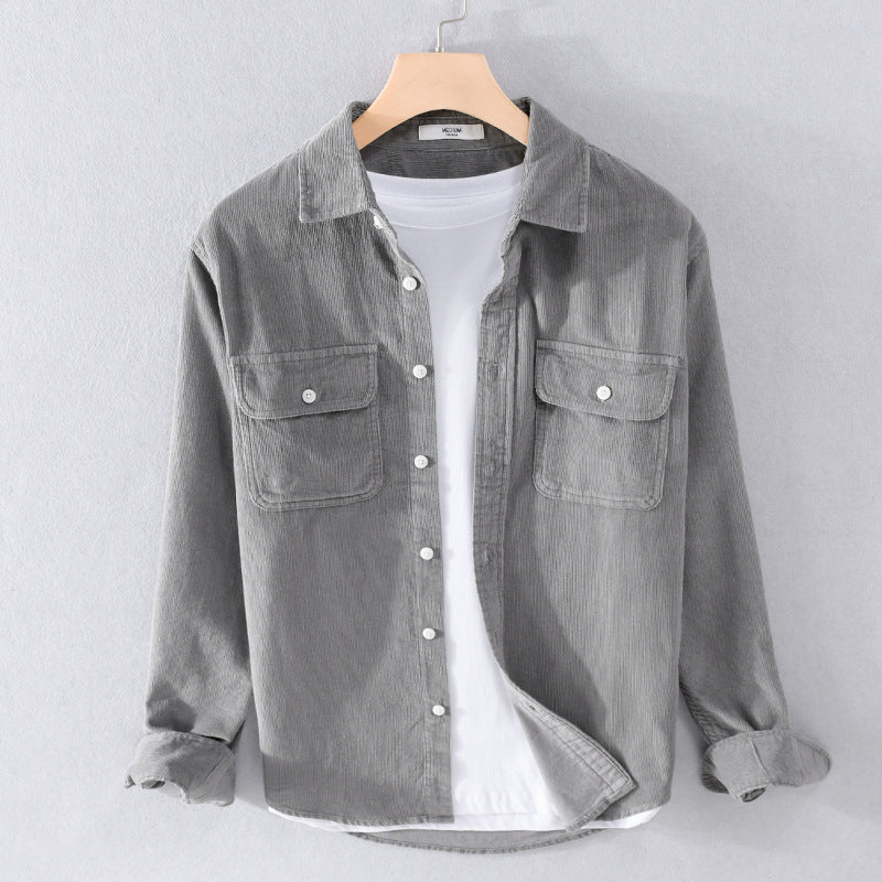 Herren Feincord-Hemdjacke im Worker‑Stil mit doppelten Brustpatten und entspanntem Schnitt Echoarchiv