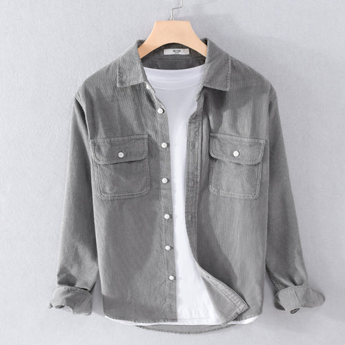 Herren Feincord-Hemdjacke im Worker‑Stil mit doppelten Brustpatten und entspanntem Schnitt Echoarchiv