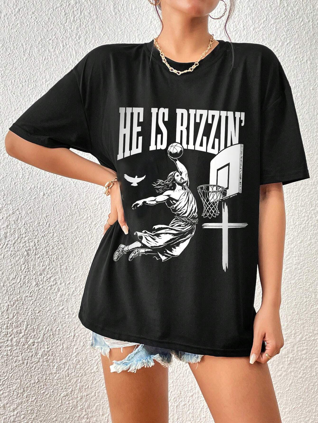 Damen T-Shirt mit künstlerischem Totenkopf-Motiv und lässigem Schnitt Echo Archiv