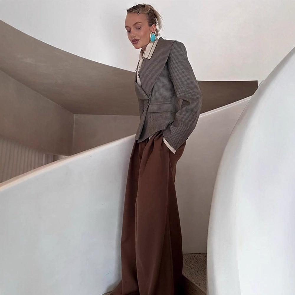 Damen Taillierter Blazer mit übergroßem Schalkragen und strukturierter Peplum‑Taille Echoarchiv