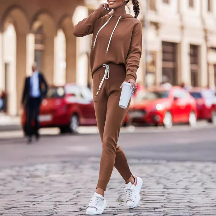 Damen Lässiges Kapuzenpulli- und schmalgeschnittenes Jogginghose-Set – Auréline