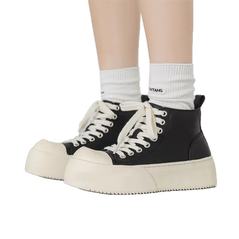 Damen Hohe Sneakers mit robustem Plateau und sportlichem Design Echo Archiv