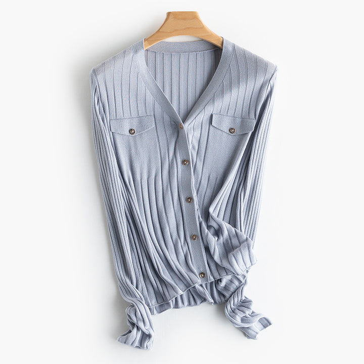 Damen Feiner gerippter Knopfcardigan mit V‑Ausschnitt und Brustklappen Echo Archiv