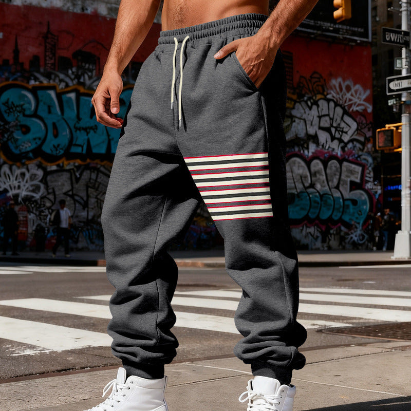 Herren Relaxed-Fit Jogginghose mit seitlicher Streifenapplikation, Kordelzug & gerippten Bündchen – Sorevano