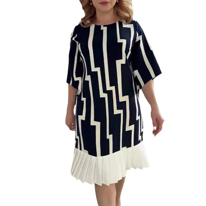 Damen nan grafisches A-Linienkleid mit plissiertem Saum und dreiviertelärmeln Echo Archiv
