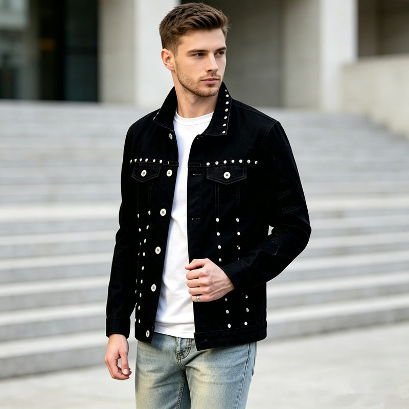 Herren Modische Jeansjacke mit Nieten Echoarchiv