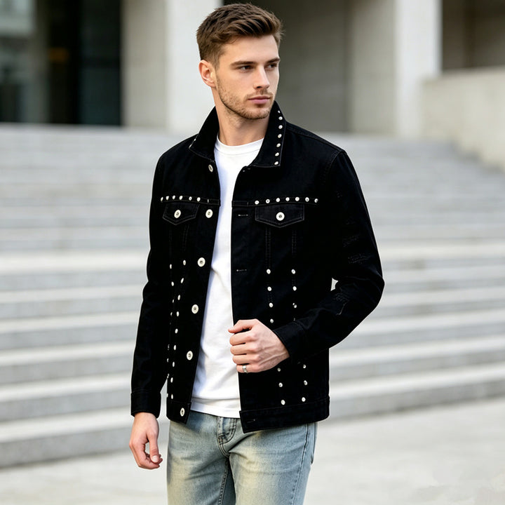 Herren Modische Jeansjacke mit Nieten Echoarchiv