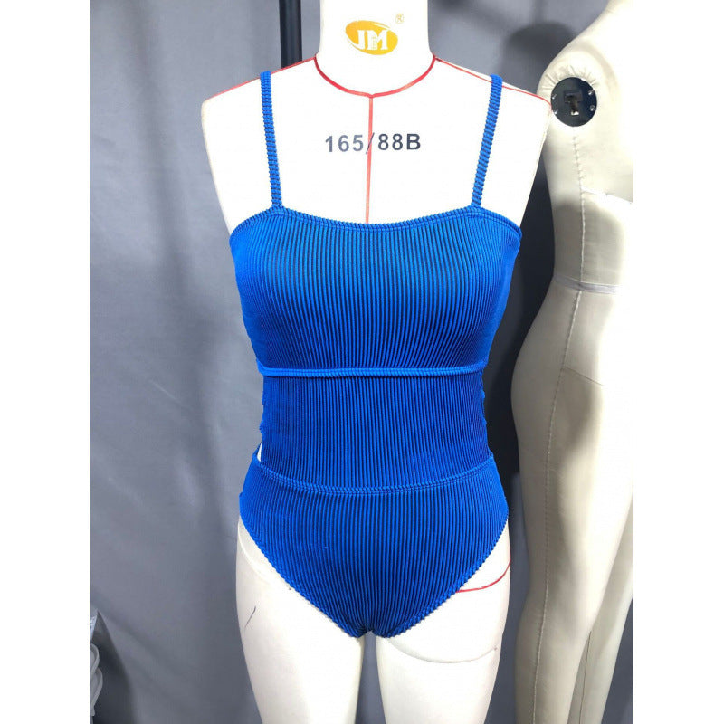 Damen Einteiler Badeanzug mit elegantem Rippendesign und figurschmeichelnder Silhouette Echo Archiv