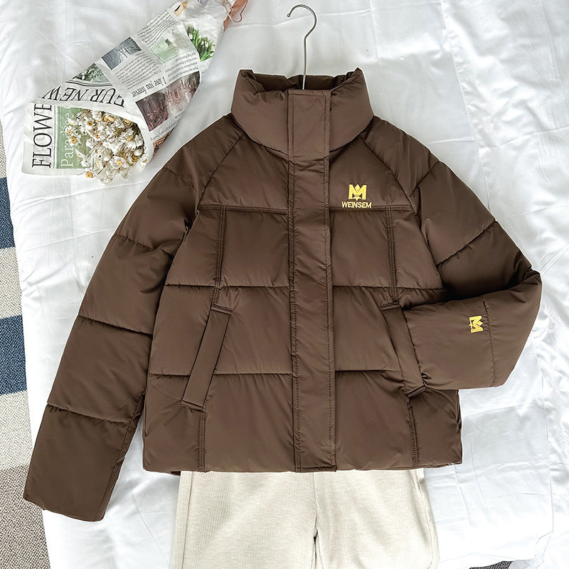 Damen kompakte Kurz-Steppjacke mit hochschließendem Stehkragen und schrägeingriff Taschen – Célinea