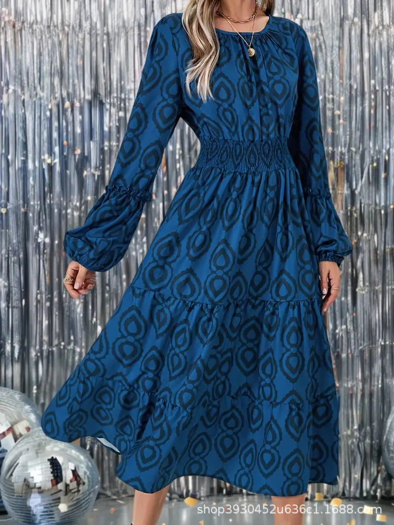 Damen Midikleid mit elastischem Smokbund, Stufenrock und Trompetenärmeln Echo Archiv