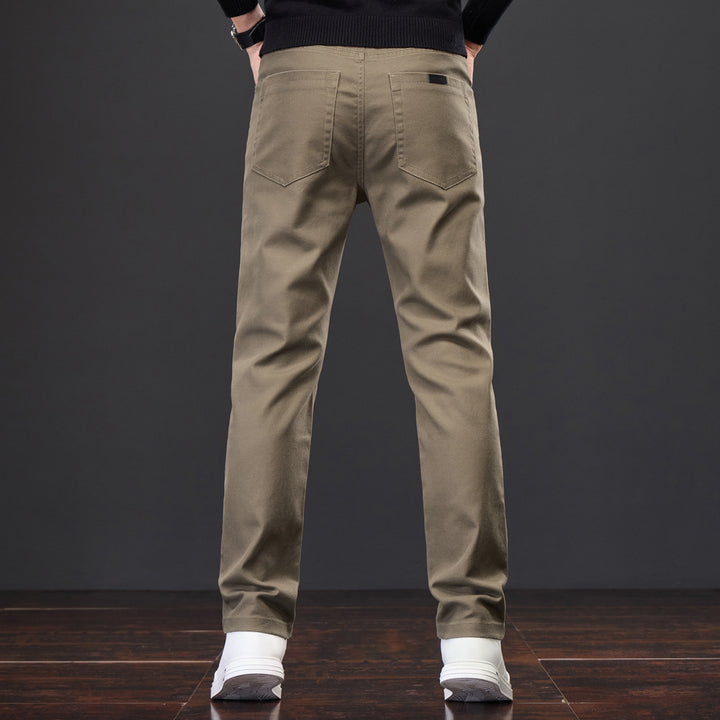 Herren Chinohose mit modernem Schnitt und praktischen Taschen Echoarchiv