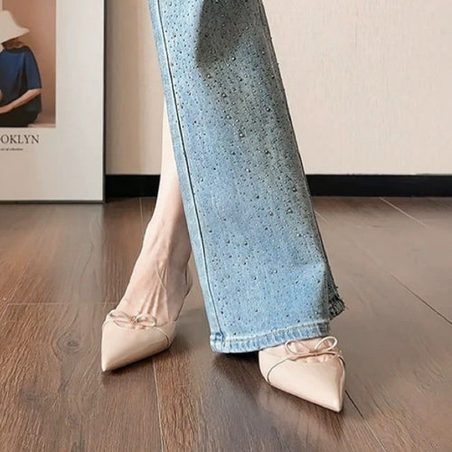 Damen Elegante Lack‑D'Orsay‑Pumps mit spitzer Zehenkappe, niedrigem Kittenabsatz und zartem Zierriemchen – Lioré
