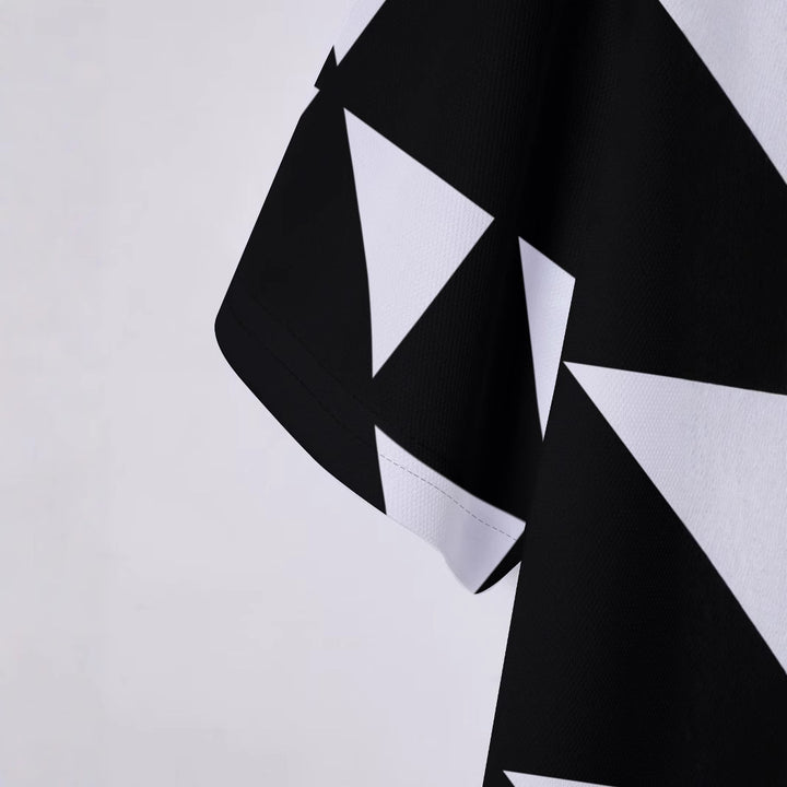 Herren Poloshirt mit modernem geometrischen Motivdesign Echoarchiv