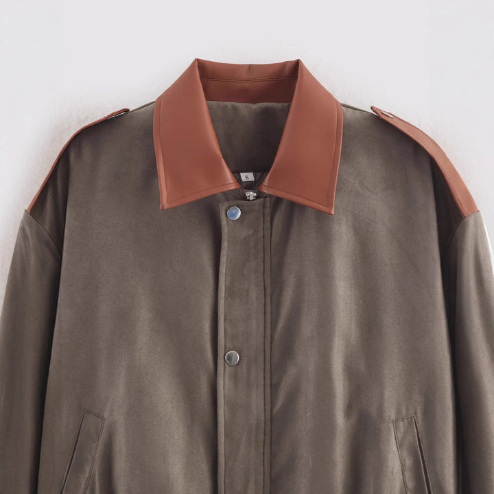 Damen oversized Kurzjacke mit kontrastkragen, Schulterpatten und elastischem Taillenzug – Célinea