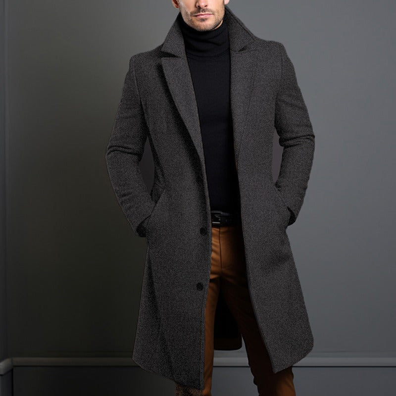 Herren eleganter, langer Wintermantel Echoarchiv