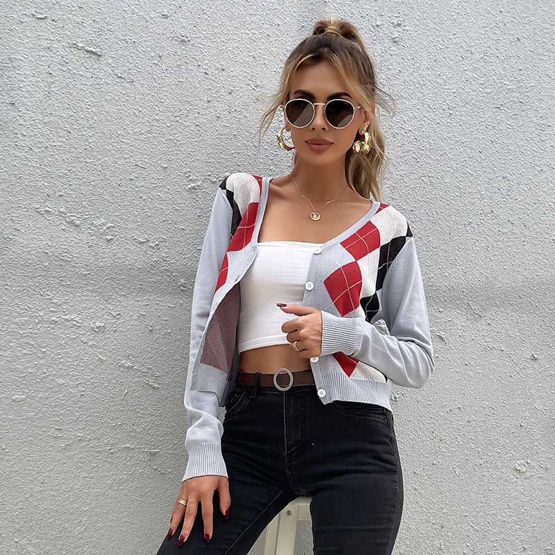 Damen Leichter Kurzcardigan mit Rautenmuster, V-Ausschnitt und Knopfleiste Echoarchiv