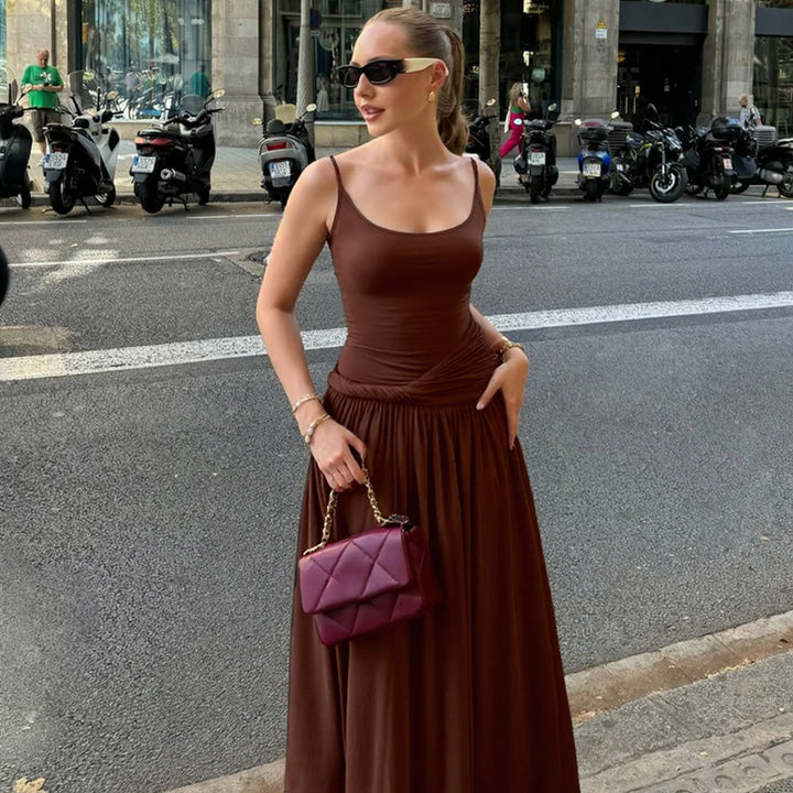 Damen Elegantes Maxikleid mit figurbetonendem Oberteil und weiten Rock Echo Archiv