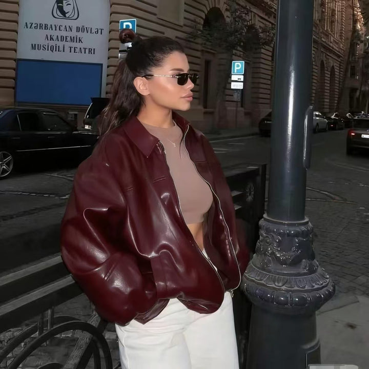 Damen nan oversized Lederjacke im Bomberstil mit Hemdkragen, durchgehendem Reißverschluss und lässiger Silhouette Echo Archiv
