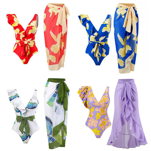 Damen Eleganter Einteiler Badeanzug mit floralen Rüschendetails Echo Archiv