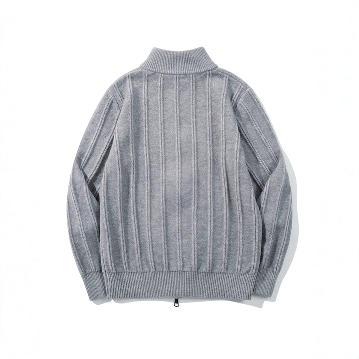 Unisex Geraffte Strick-Zipjacke mit hohem Stehkragen und vertikaler Struktur Echoarchiv