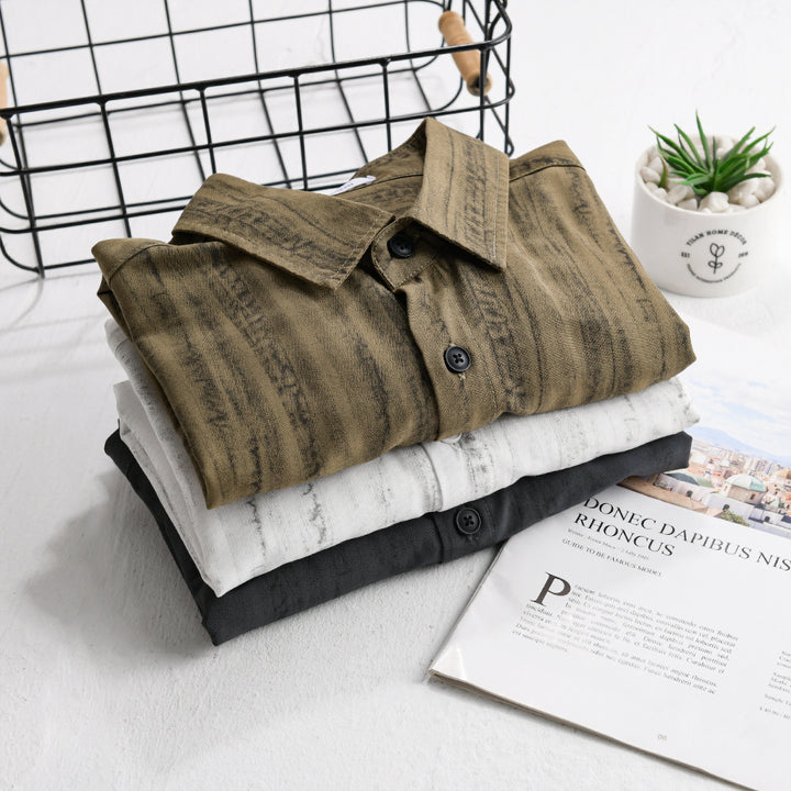 Herren Leichtes Layering-Hemd aus Baumwollmix mit Brusttasche und dezentem Streifenrelief Echoarchiv