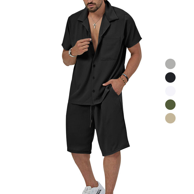Herren Sommerliches Freizeit-Set mit Kurzarmhemd und lässigen Shorts Echoarchiv