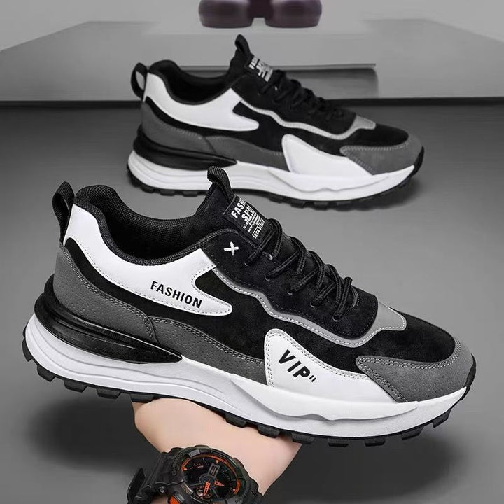 Herren Stylischer Chunky-Sneaker mit Wildleder-Overlays und profilierter Trail-Sohle Echoarhiv