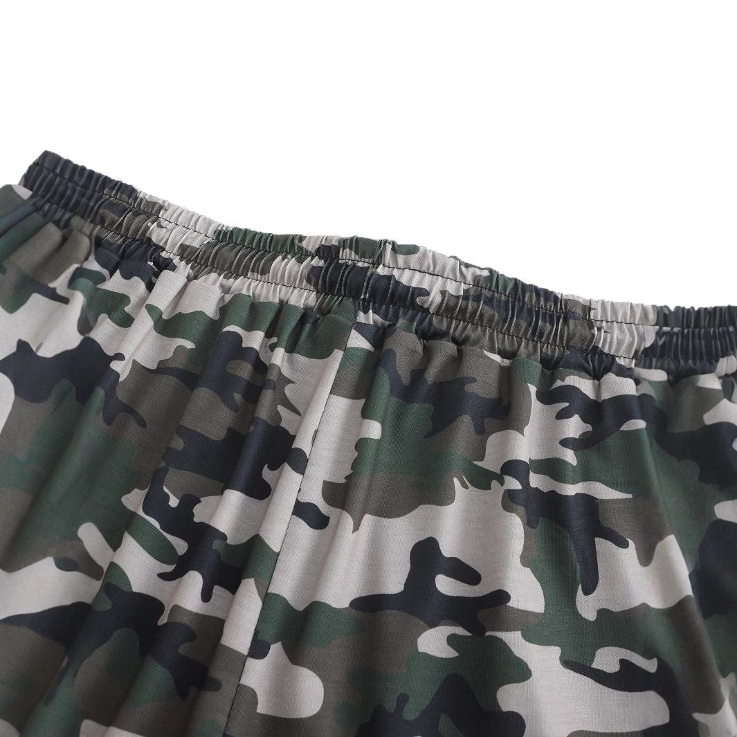 Herren Camouflage Sportanzug mit modernem Design und praktischen Taschen Echoarchiv