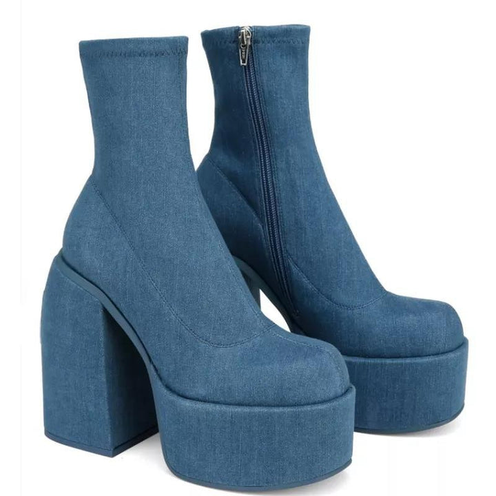Damen nan Plateau-Stiefelette mit hohem Blockabsatz, nahtlosem Stretchschaft und robuster Laufsohle Echo Archiv