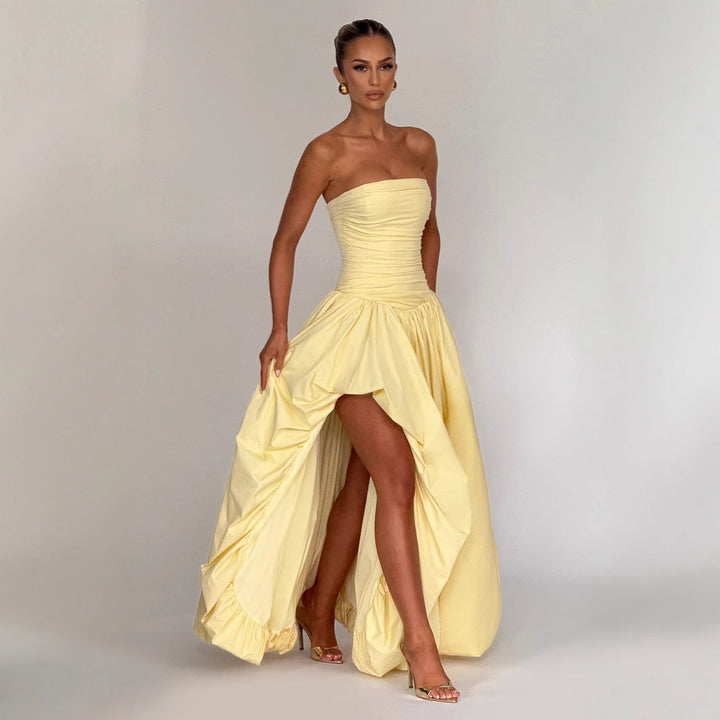 Damen Abendkleid mit figurbetontem Oberteil und asymmetrischem Rock Echo Archiv