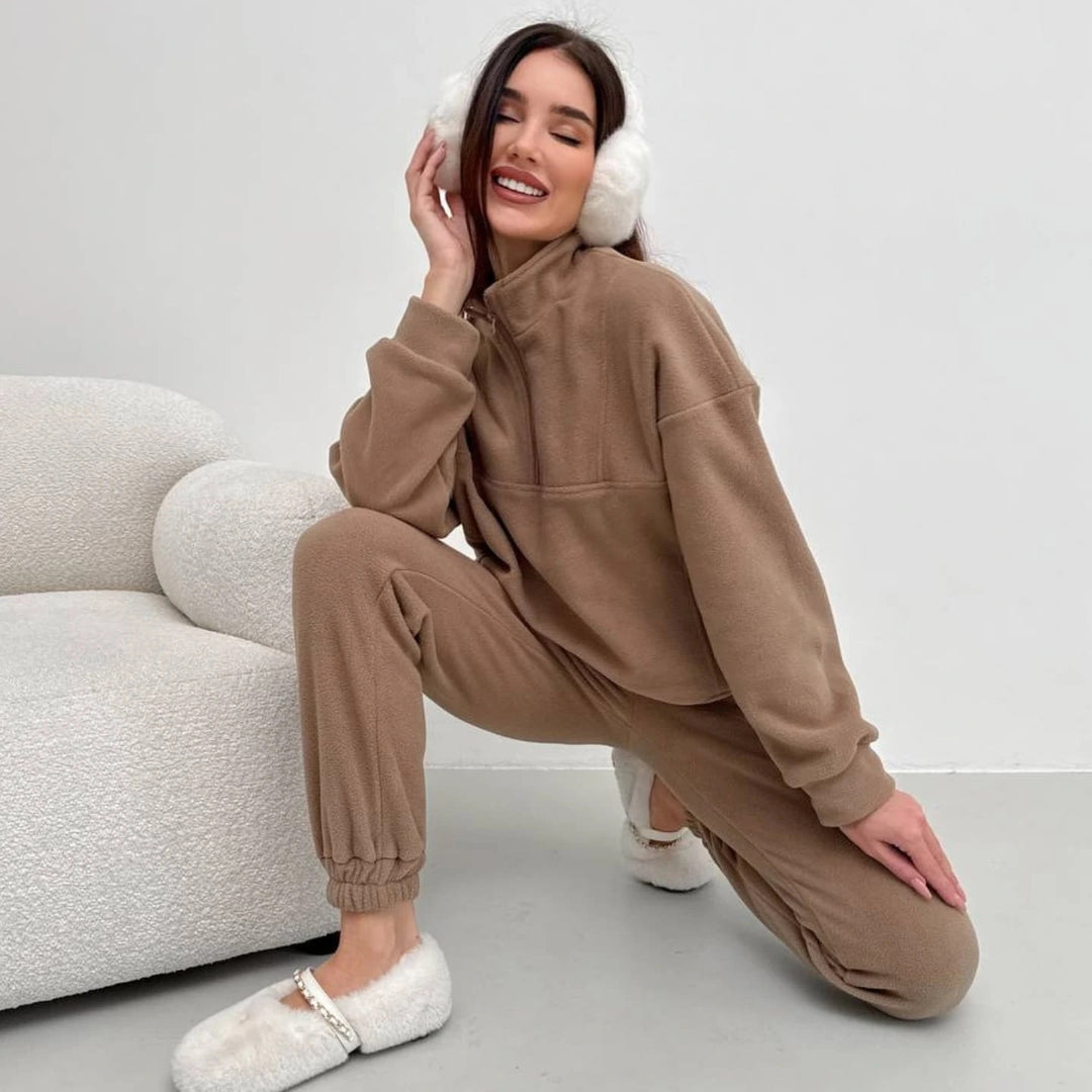 Damen Kuscheliges Fleece-Loungewear-Set mit halbem Reißverschluss und elastischer Jogginghose – Avérine