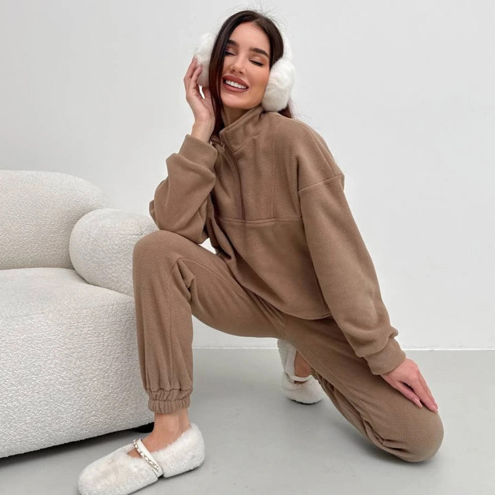 Damen Kuscheliges Fleece-Loungewear-Set mit halbem Reißverschluss und elastischer Jogginghose – Avérine