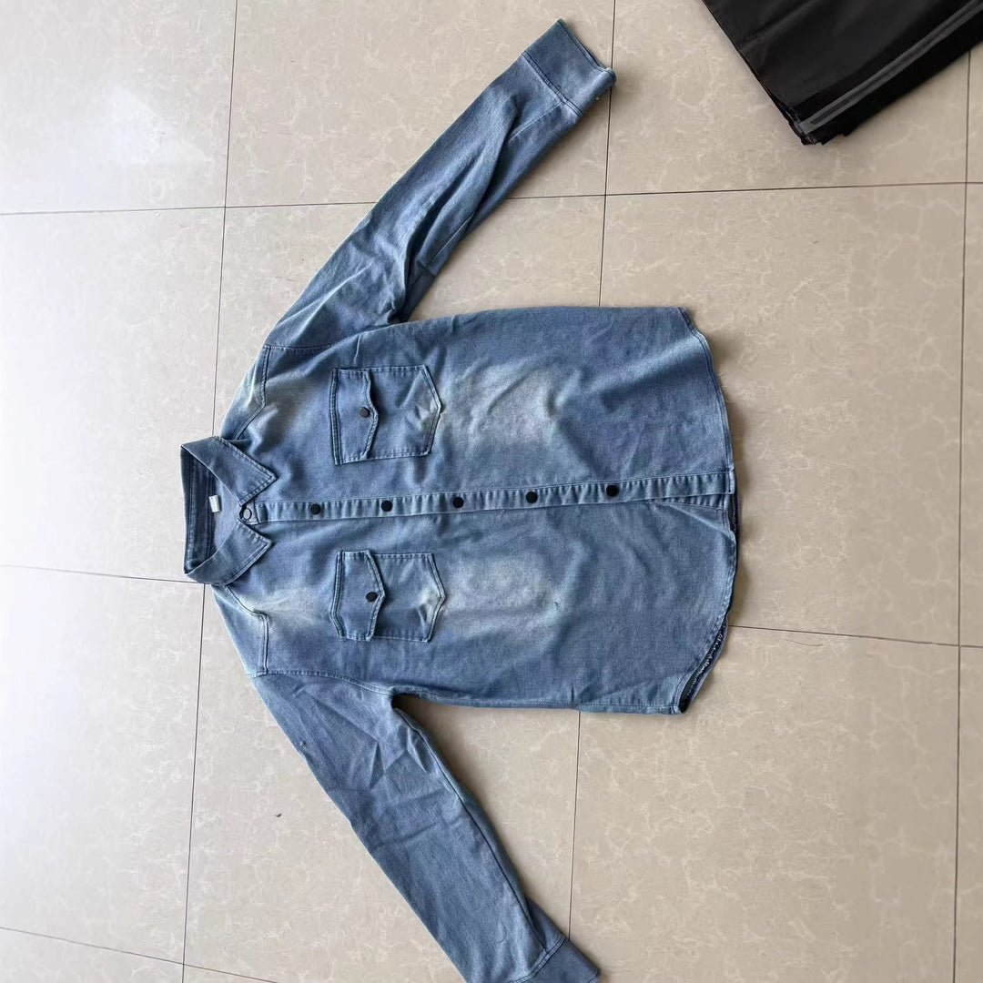 Herren nan locker geschnittenes Jeansstoff-Overshirt mit Pattentaschen und abgerundetem Saum Echo Archiv