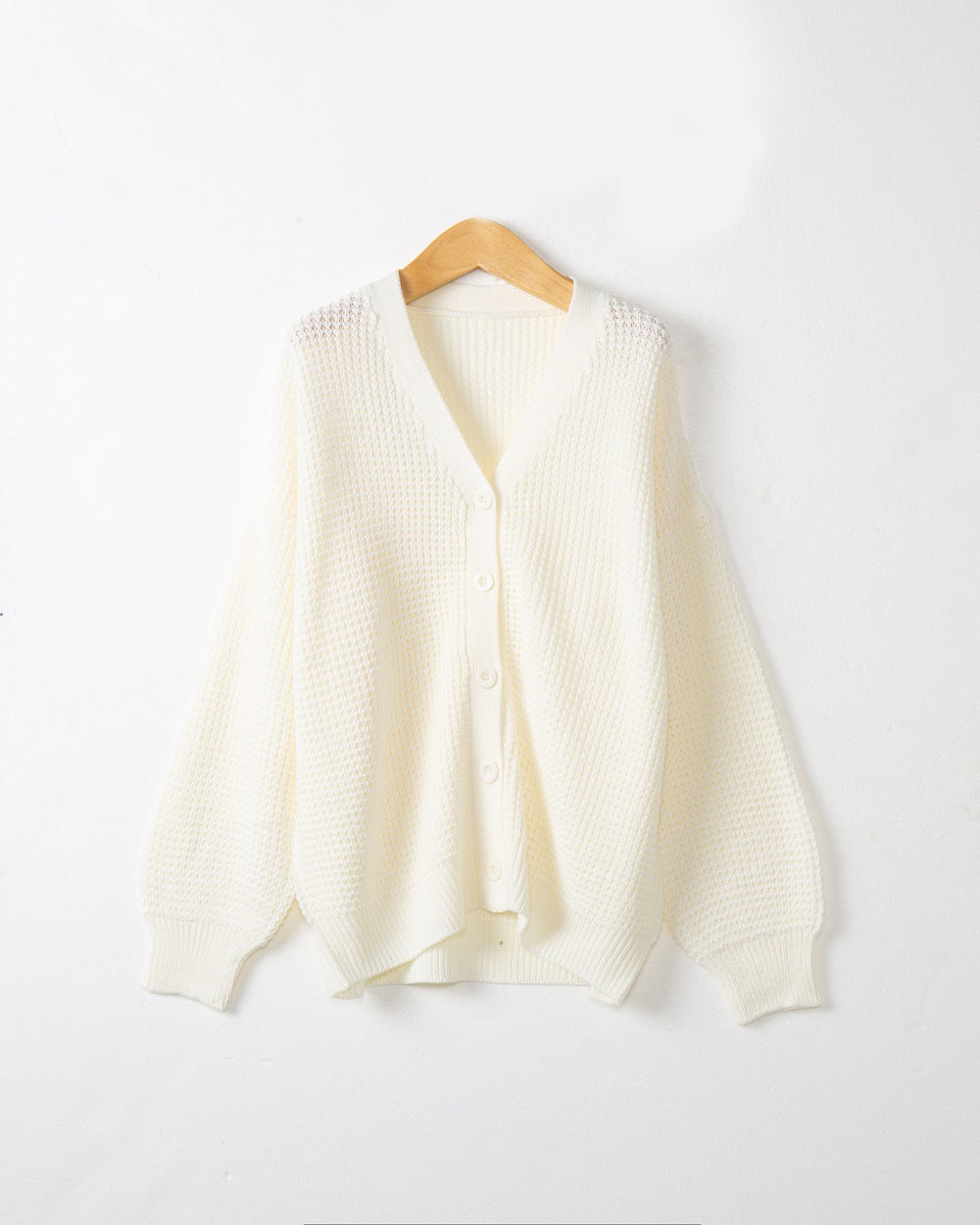 Damen Waffelstruktur-Cardigan mit tiefem V-Ausschnitt und kastigem Oversize-Schnitt Echo Archiv