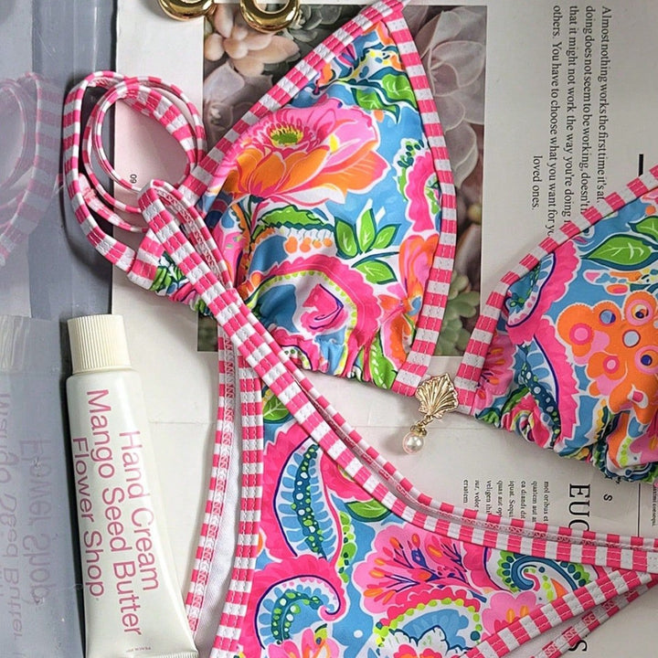 Damen Triangel-Bikini mit verspieltem Floral-Design Echo Archiv