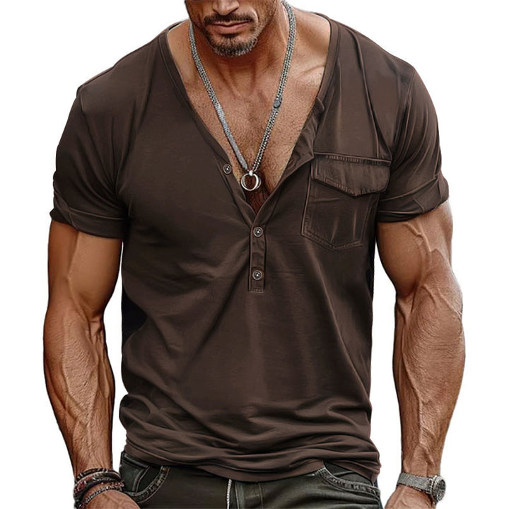 Herren Kurzarm-Henley-T-Shirt mit dekorativer Brusttasche und modernem Schnitt Echoarchiv